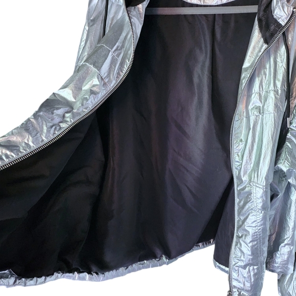 Silver Y2K Galactic Rain Jacket Size XL NWOT - Picture 4 of 9